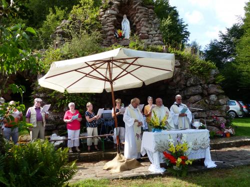 les fidèles de la Communauté de Paroisses ont célébré l'Assomption de Marie le 15 août au Heidenschlossberg